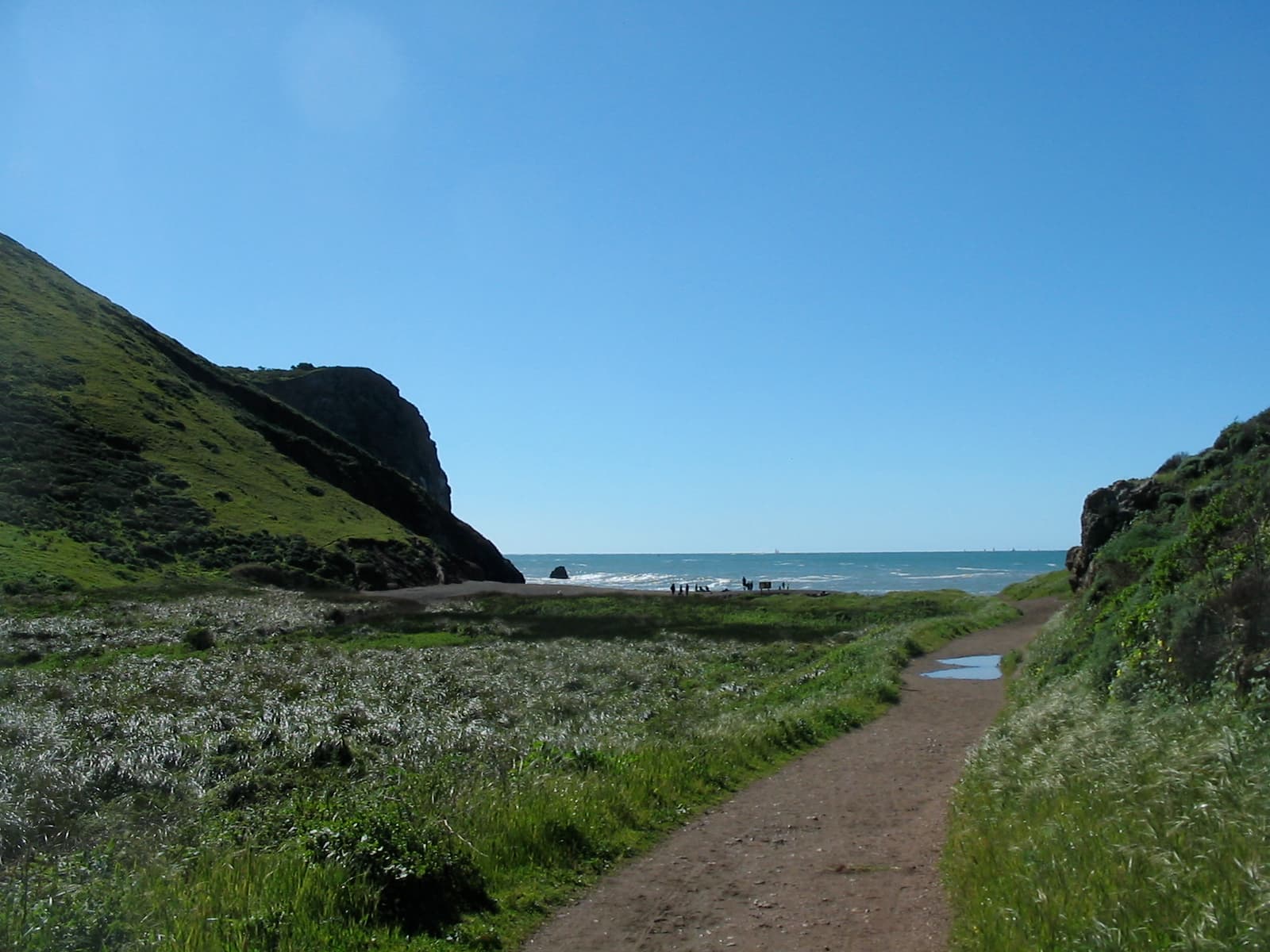 Tennessee Valley trail to the beach